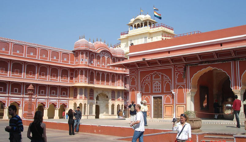 7 Days Golden Triangle Tour with Pushkar