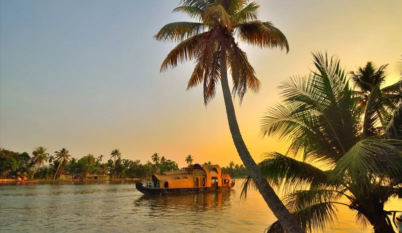 Golden Triangel Tour with Kerala
